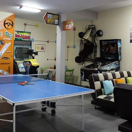 Villa Quinze - Luxurious 3 Bedroom Villa With Private Pool And Games Room & Amazing Views 蓬塔德尔加达 外观 照片
