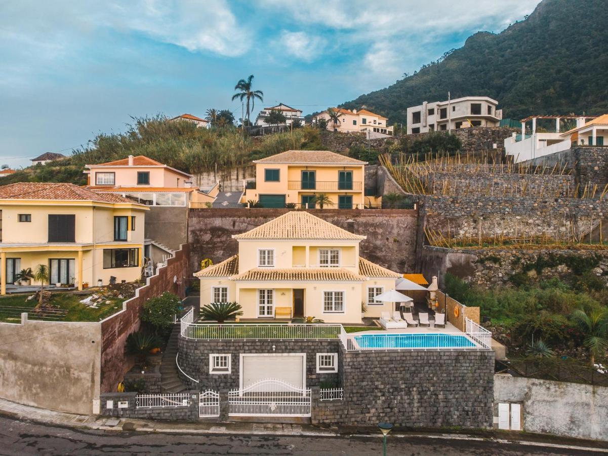 Villa Quinze - Luxurious 3 Bedroom Villa With Private Pool And Games Room & Amazing Views 蓬塔德尔加达 外观 照片